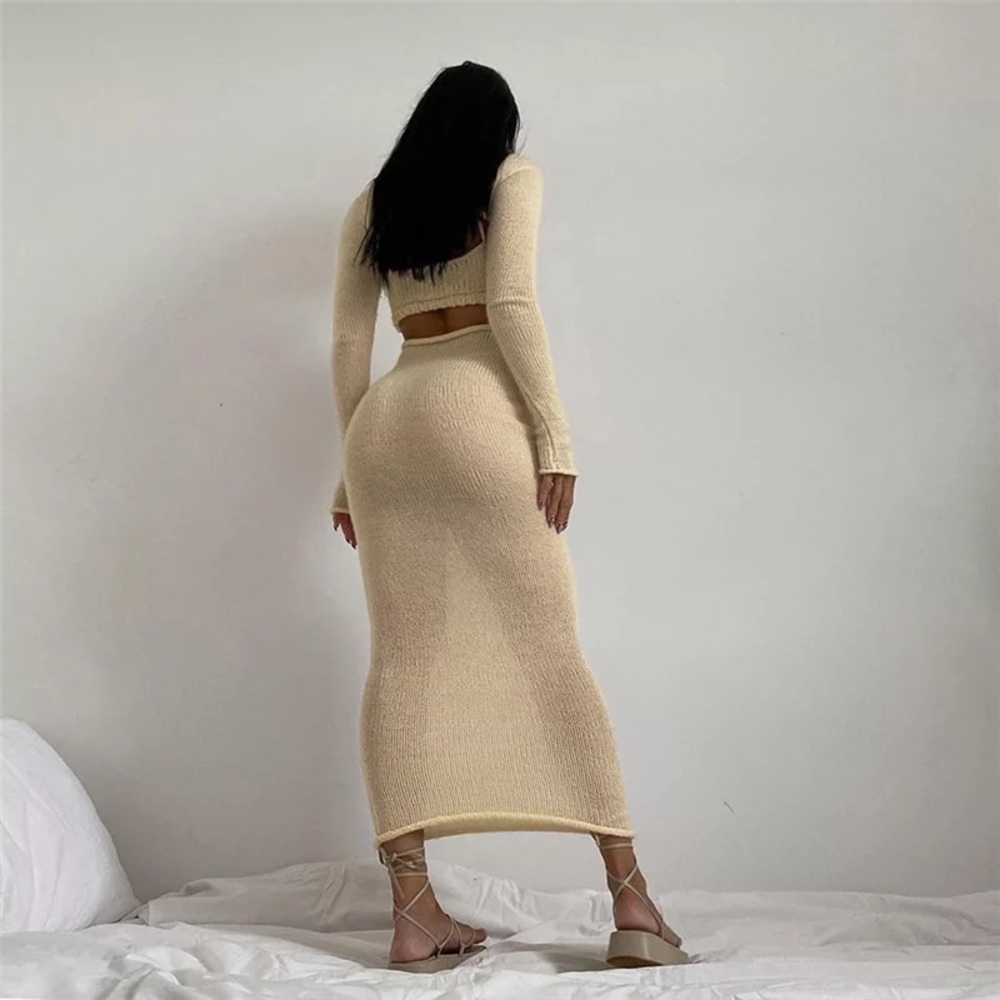 Two piece set - Picture 2 of 3